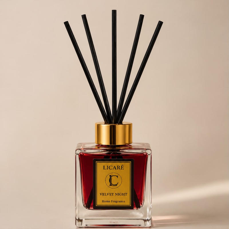 Licare Velvet Night 100 ml bambu çubuklu oda kokusu
